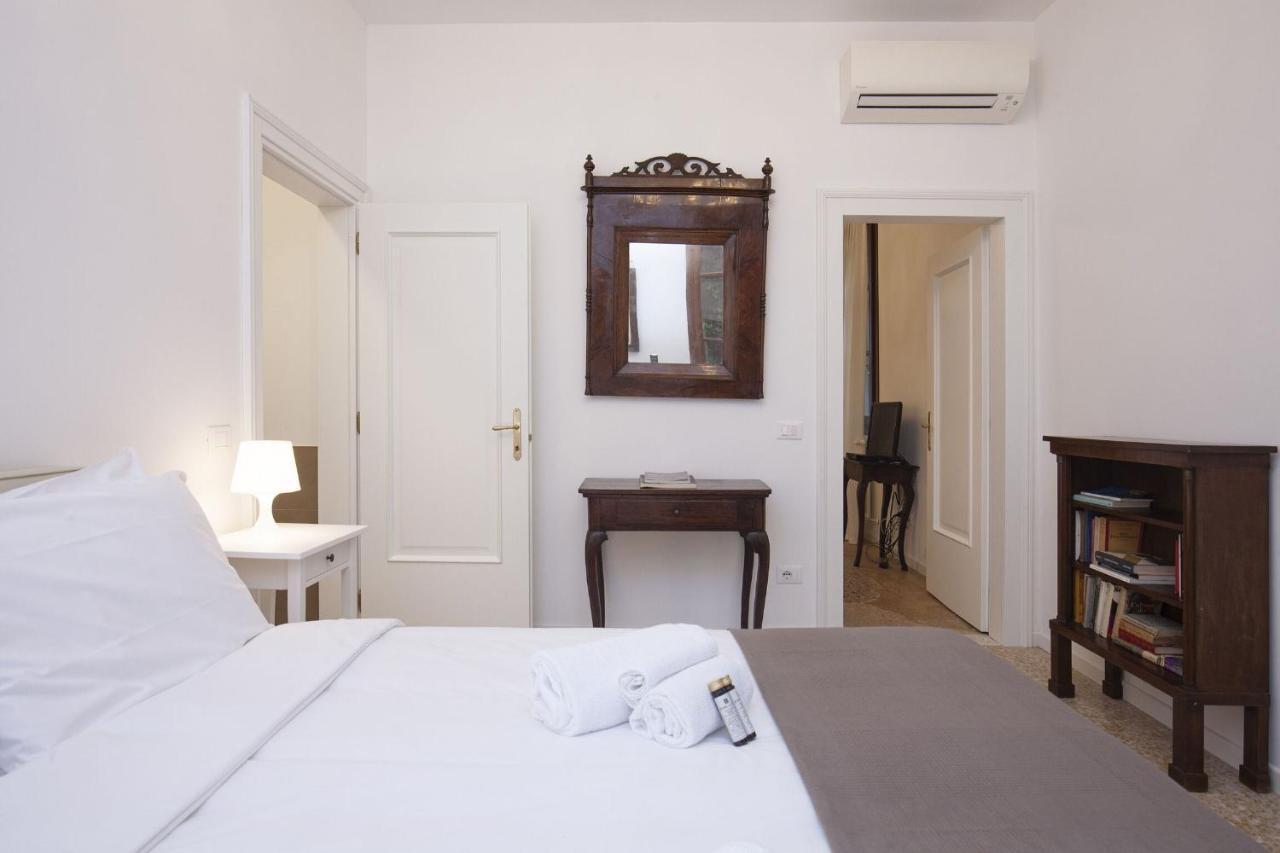 Residence Santa Marta By Halldis Βενετία Εξωτερικό φωτογραφία